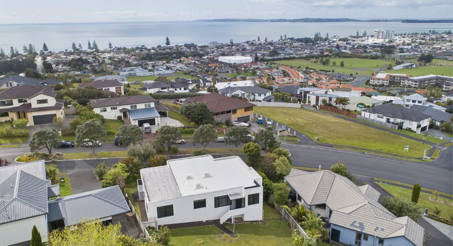  at 5 Savoy Road, Orewa, Orewa
