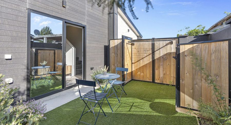  at 8/3 Shearer Avenue, Papanui, Christchurch City, Canterbury