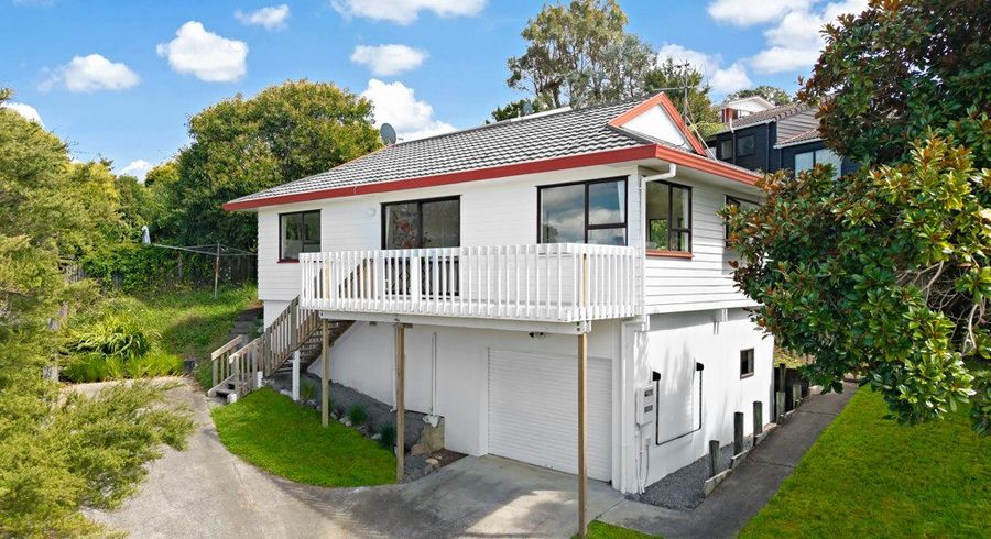  at 2/16 Kupari Place, Totara Vale, North Shore City, Auckland