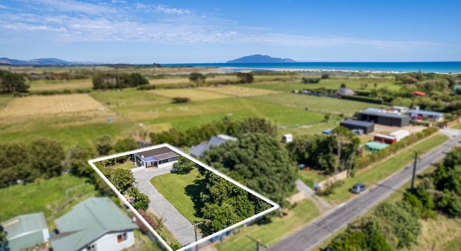  at 55 Atkinson Avenue, Otaki Beach, Kapiti Coast, Wellington