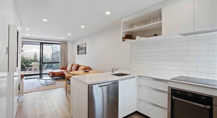  at 28 Ivy Nola Way, Henderson, Waitakere City, Auckland
