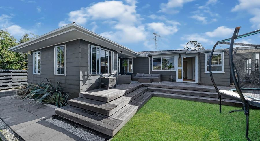  at 33 Marvon Downs Avenue, Pakuranga Heights, Auckland