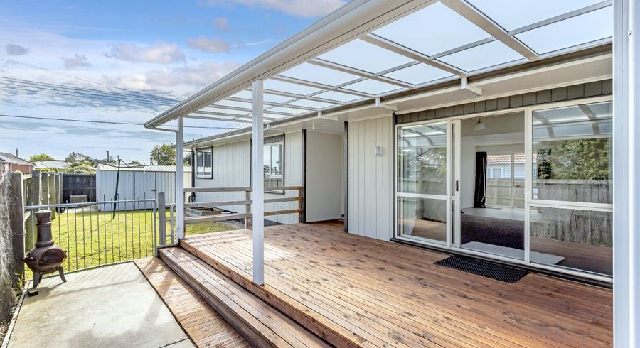  at 330 Breezes Road, Aranui, Christchurch