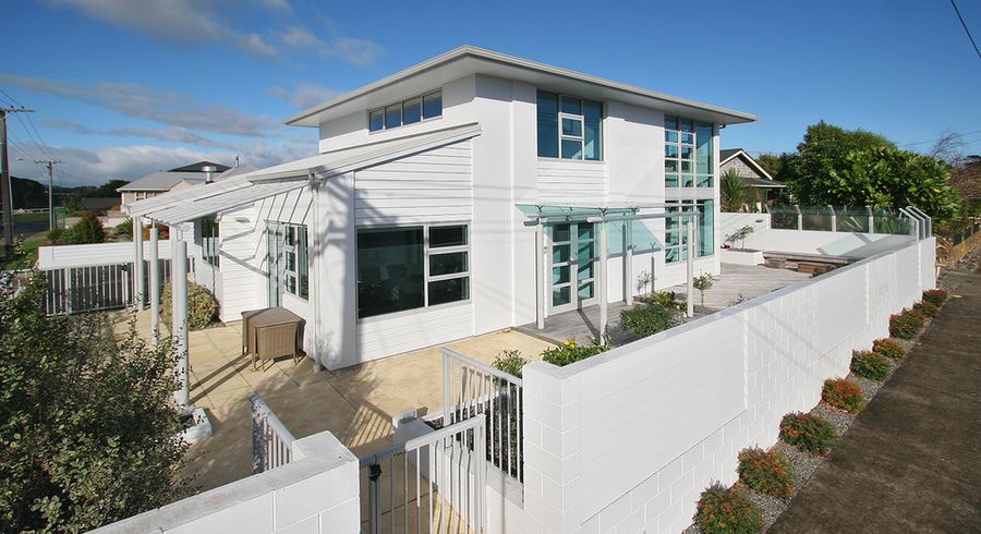  at 10 Oriental Street, Welbourn, New Plymouth
