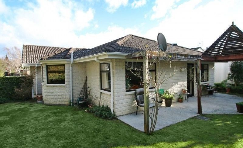  at 16b Montgomery Terrace, Hokowhitu, Palmerston North, Manawatu / Whanganui