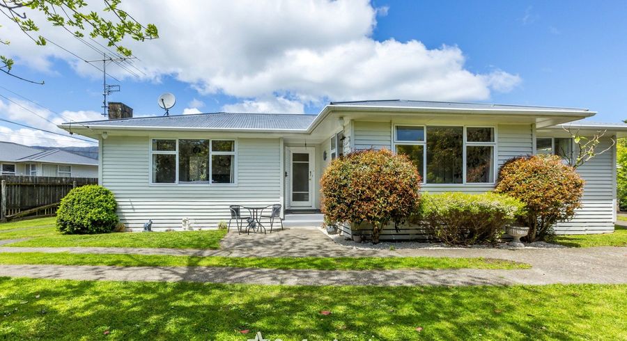  at 25 Totara Park Road, Clouston Park, Upper Hutt, Wellington
