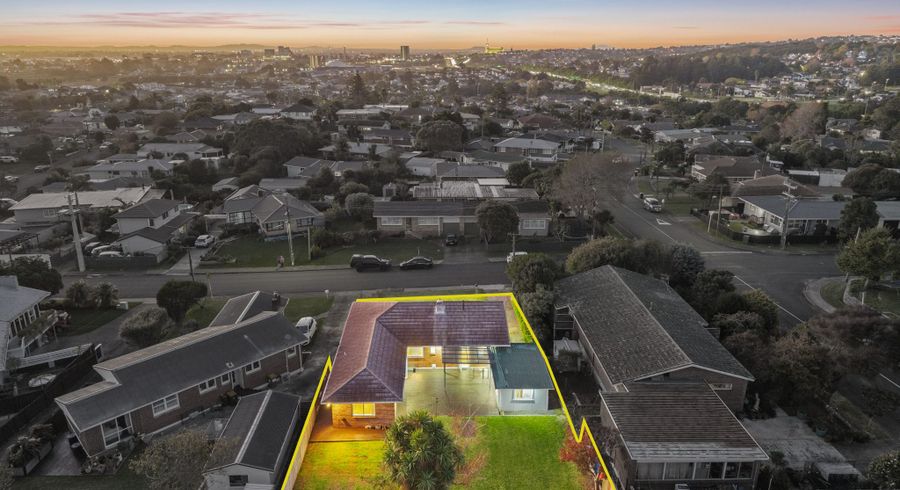  at 24 Collie Street, Hill Park, Manukau City, Auckland