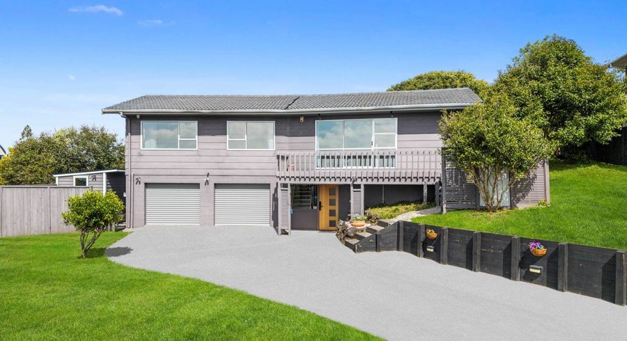  at 5 Cyclarama Crescent, Massey, Waitakere City, Auckland
