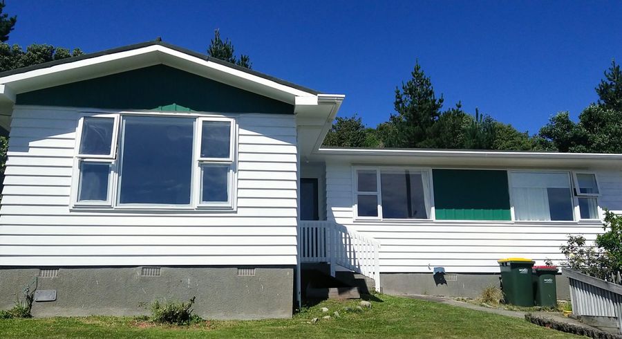  at 132 Major Drive, Kelson, Lower Hutt, Wellington