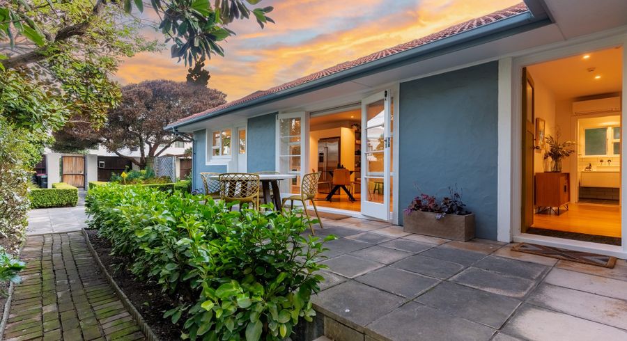  at 8 Burgess Street, Sumner, Christchurch