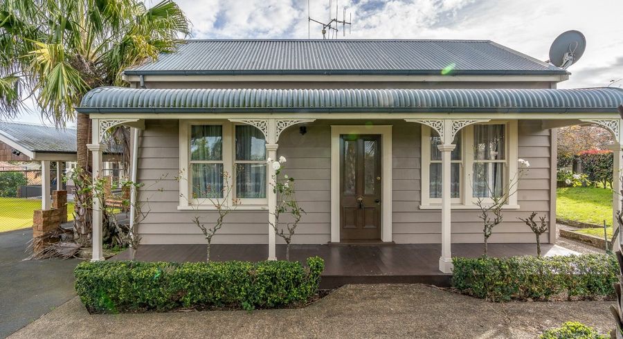  at 1 Knighton Road, Hillcrest, Hamilton