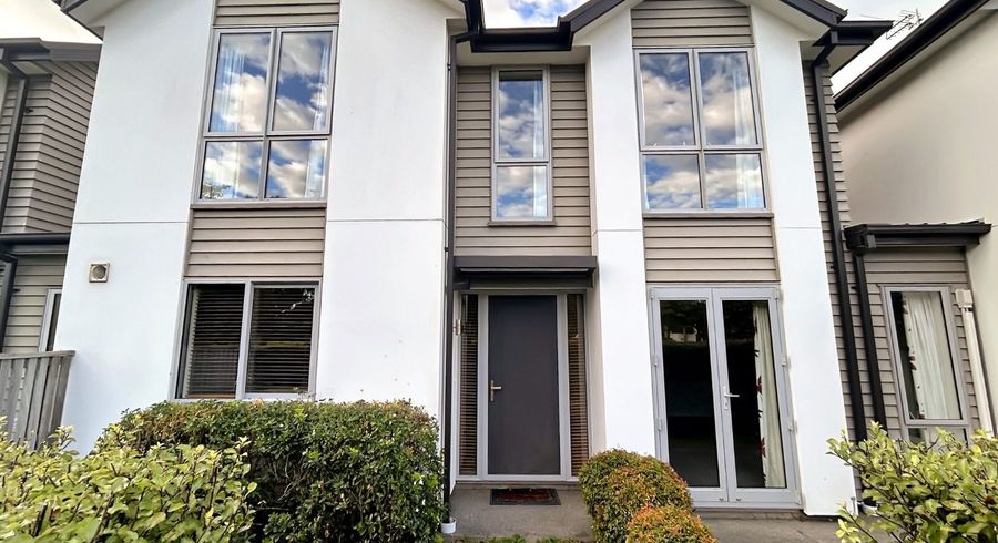  at 7 Yew Tree Lane, Middleton, Christchurch City, Canterbury