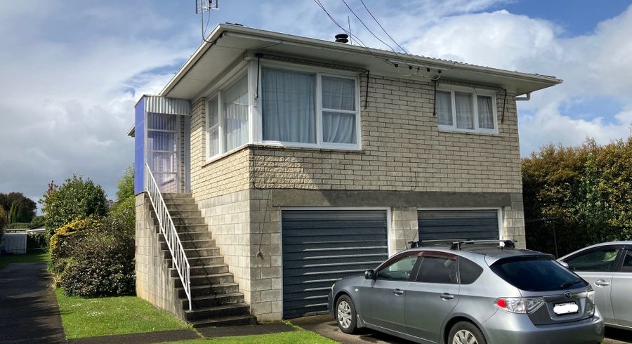  at 1/765 Beach Road, Browns Bay, North Shore City, Auckland