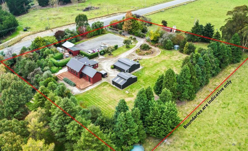  at 2482 Herbert-Hampden Road, Waianakarua