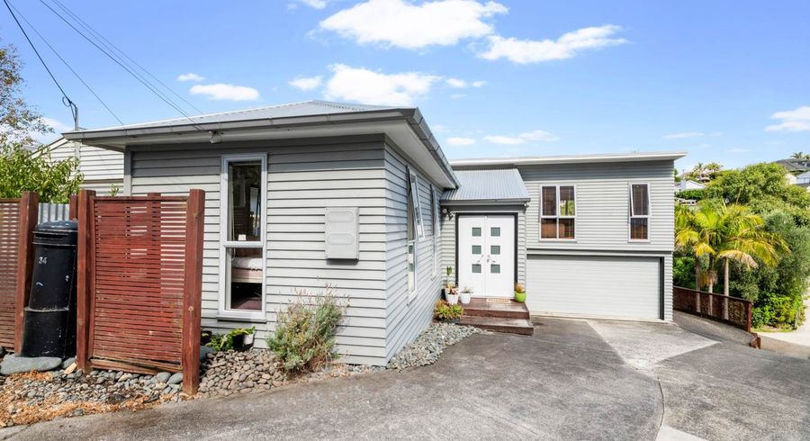  at 34 Kiteroa Terrace, Rothesay Bay, North Shore City, Auckland