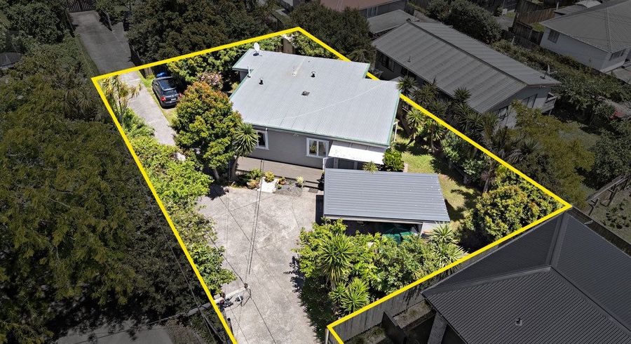  at 1/137A View Road, Sunnyvale, Waitakere City, Auckland