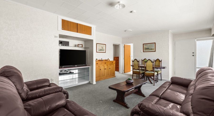  at 2/24 White Street, Taradale, Napier, Hawke's Bay