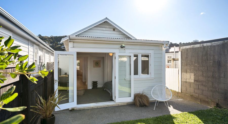  at 187 Onepu Road, Lyall Bay, Wellington, Wellington