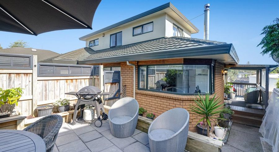  at 2/12 Sundown Avenue, Manly, Rodney, Auckland