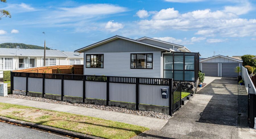  at 21 Bonnie Glen Crescent, Ebdentown, Upper Hutt