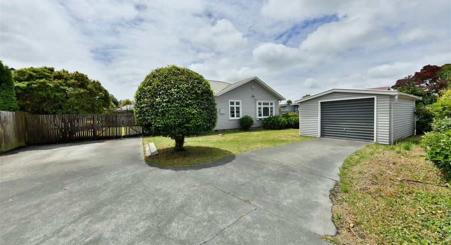  at 138 Memorial Avenue, Burnside, Christchurch