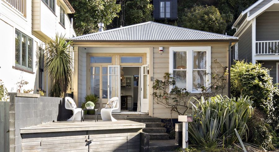  at 397 Karaka Bay Road, Karaka Bays, Wellington