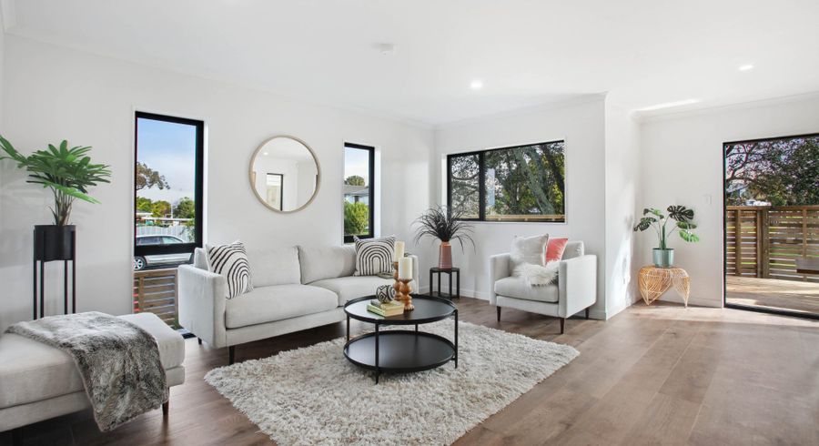  at 12 Kurnell Drive, Botany Downs, Manukau City, Auckland