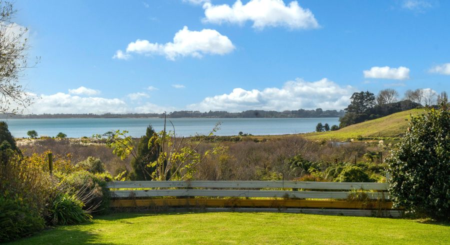  at 53 Lochhead Road, Te Puna