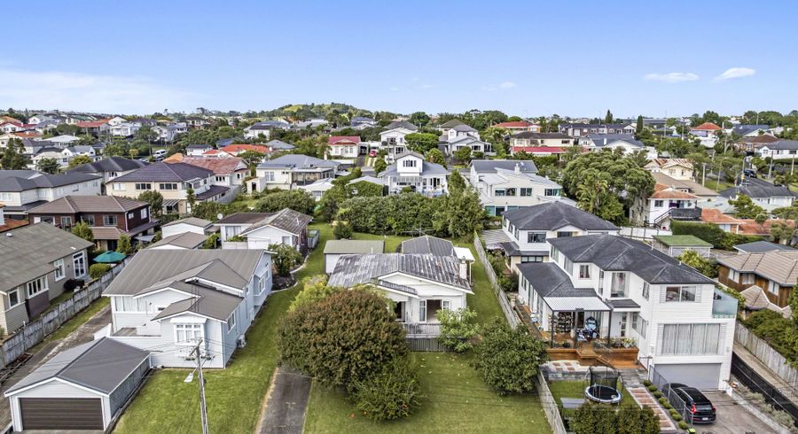  at 18 Admiral Beatty Avenue, Three Kings, Auckland City, Auckland