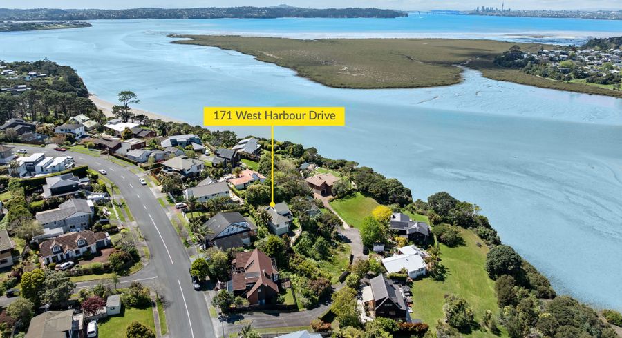  at 171 West Harbour Drive, West Harbour, Waitakere City, Auckland