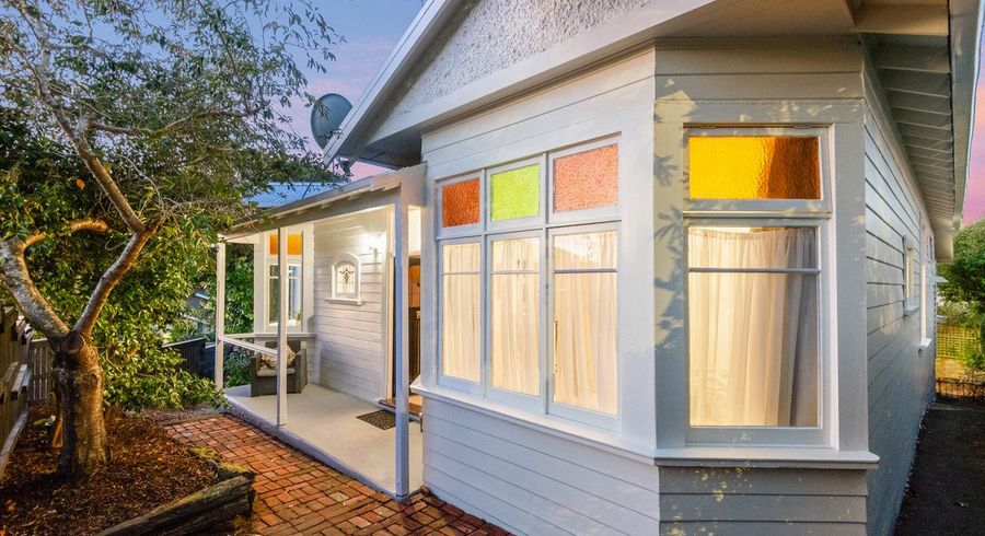  at 14 Mataora Road, Kenmure, Dunedin, Otago