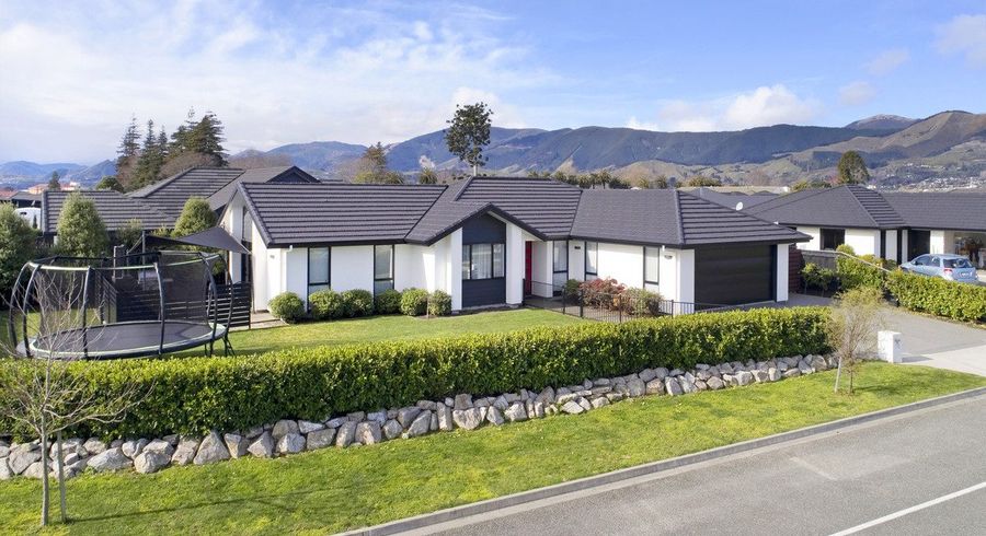  at 76 Malone CREScent, Tasman