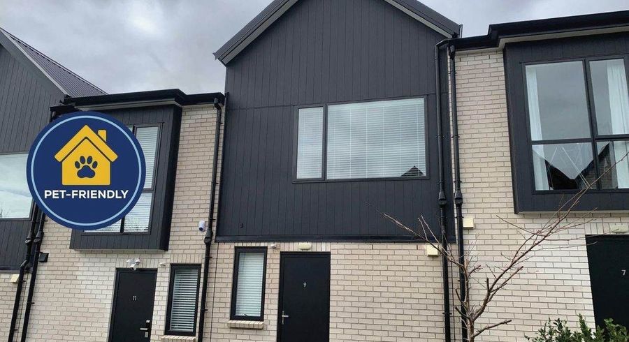 at 9 Wharara Lane, Massey, Waitakere City, Auckland