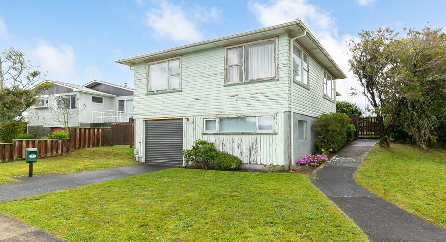  at 4 Cheyne Walk, Newlands, Wellington