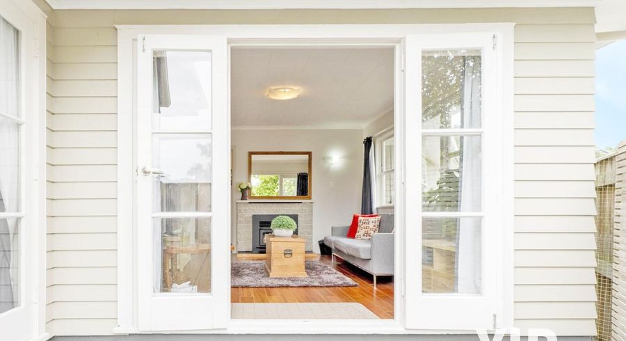  at 7B Jay Street, Paparangi, Wellington