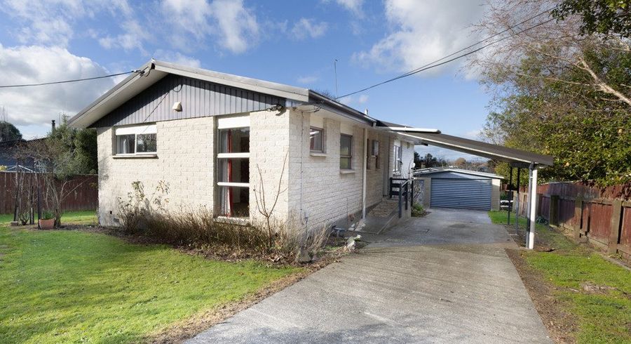  at 5 Osborne Terrace, Feilding, Feilding