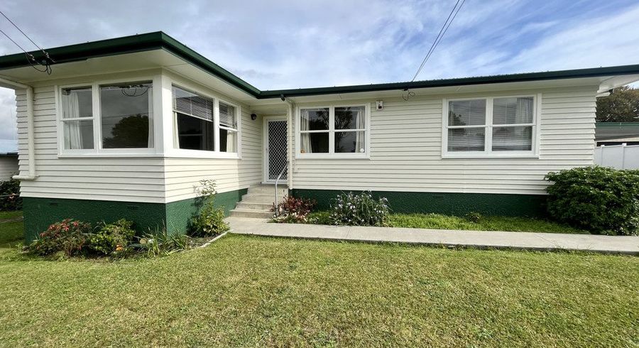 at 9 Oregon Place, Papakura, Papakura, Auckland