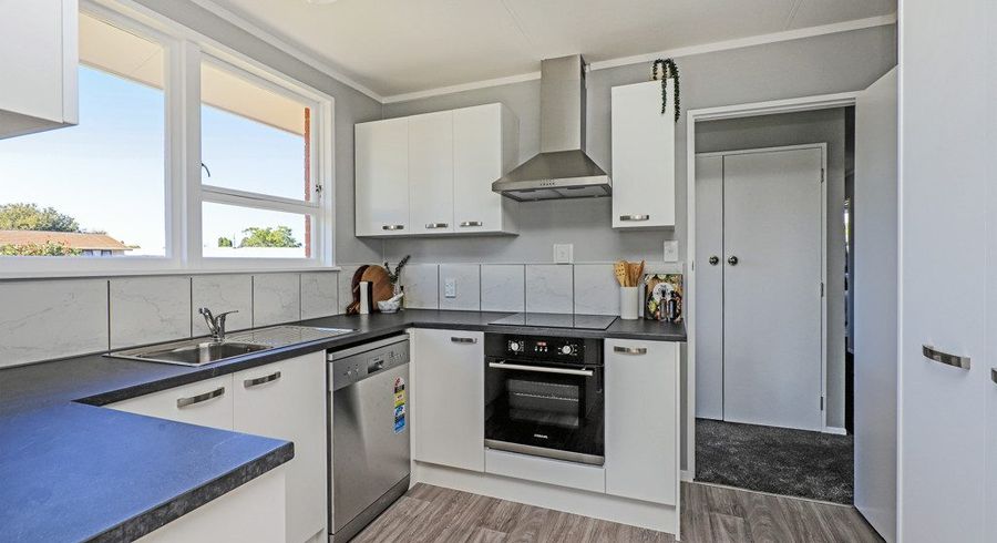  at 9 Burton Place, Flaxmere, Hastings