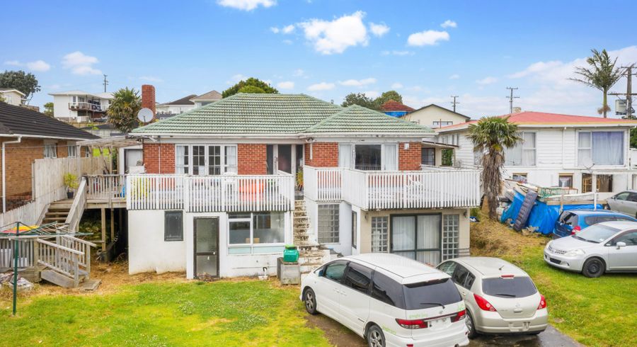  at 592 Massey Road, Mangere, Auckland