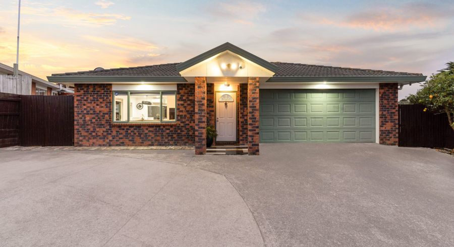  at 27 Bellville Drive, Clendon Park, Auckland