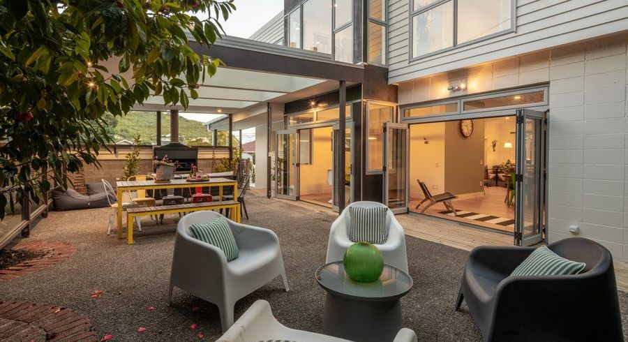  at 26 Severn Street, Island Bay, Wellington