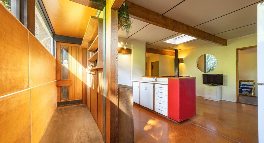  at 86 Warner Park Avenue, Laingholm, Waitakere City, Auckland
