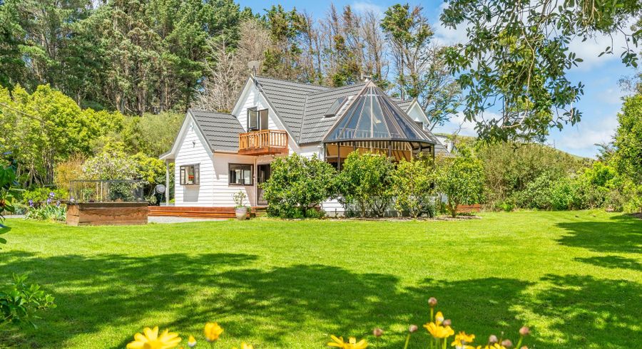  at 266 Murphys Road, Pauatahanui, Porirua, Wellington