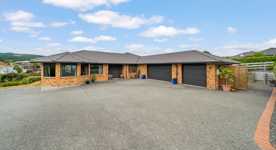  at 80 Kirton Drive, Riverstone Terraces, Upper Hutt