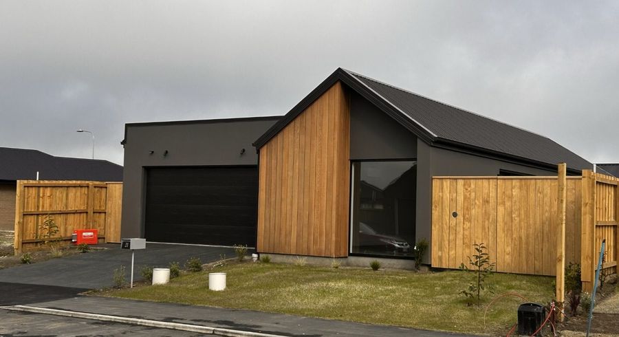  at 20  Borthwick street, Belfast, Christchurch City, Canterbury