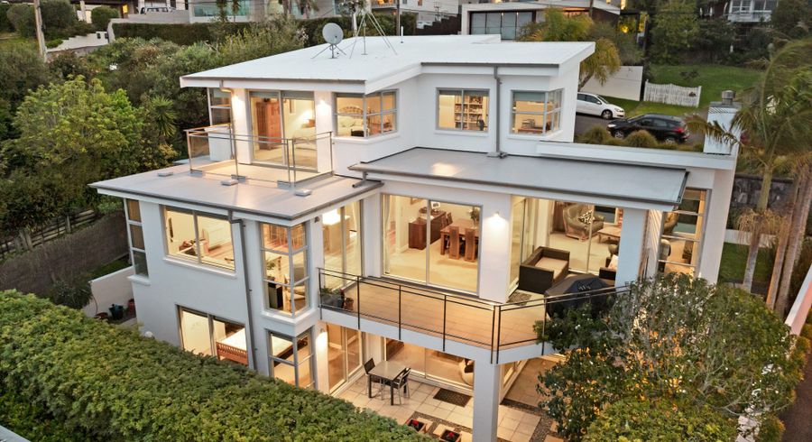  at 41 Prospect Terrace, Milford, North Shore City, Auckland