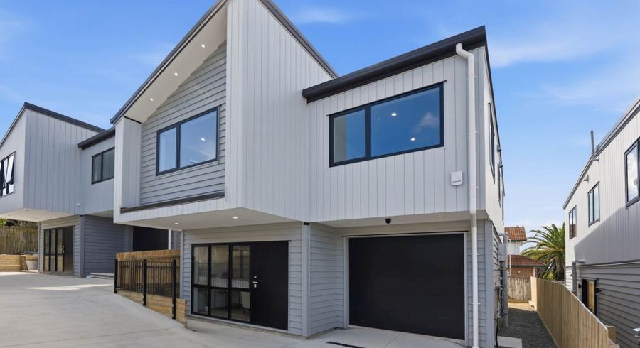  at 13A Rathmar Drive, Manurewa, Manukau City, Auckland