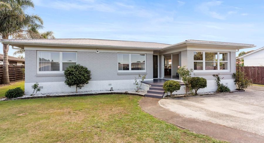  at 83 Rosehill Drive, Rosehill, Papakura