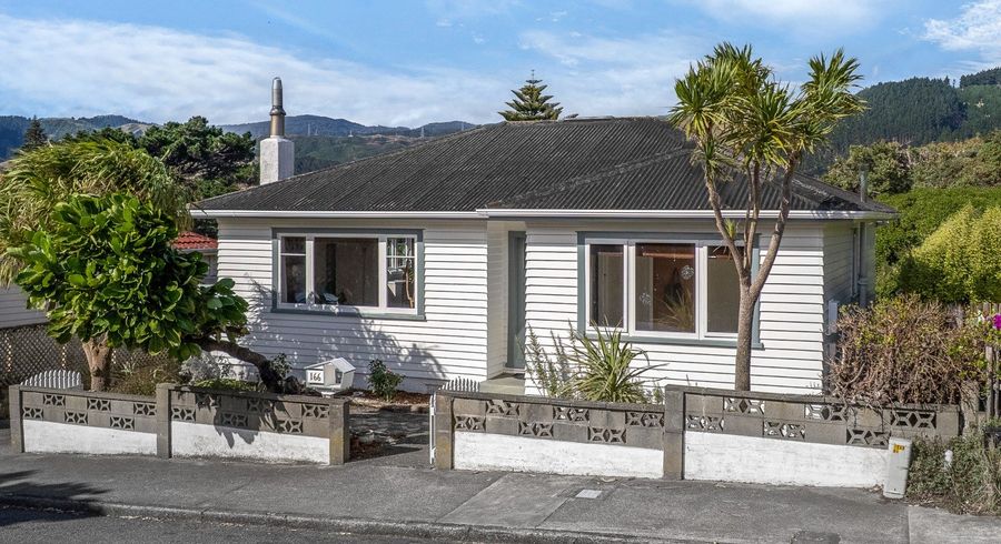  at 166 Wellington Road, Paekakariki