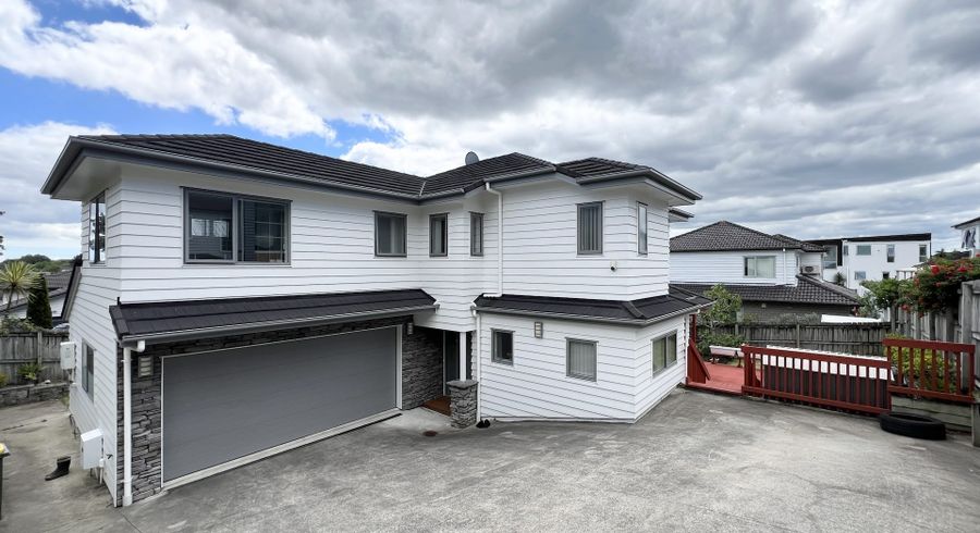  at 22 Mulroy Place, Pinehill, North Shore City, Auckland